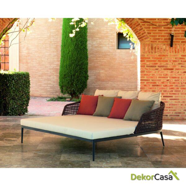 daybed exterior roma