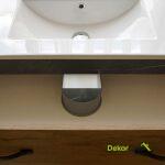 Mueble lavabo oscuro