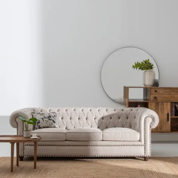 sofa beige grisaceo tejido madera salon