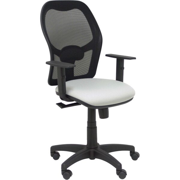 Silla Alocén malla negra asiento bali gris claro brazos regulables