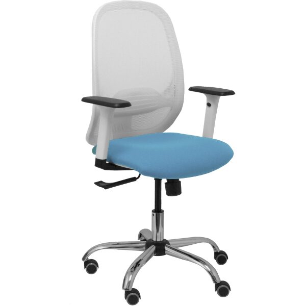 Silla Cilanco blanca malla blanca asiento bali azul cielo brazo regulable base cromada ruedas de parq ué