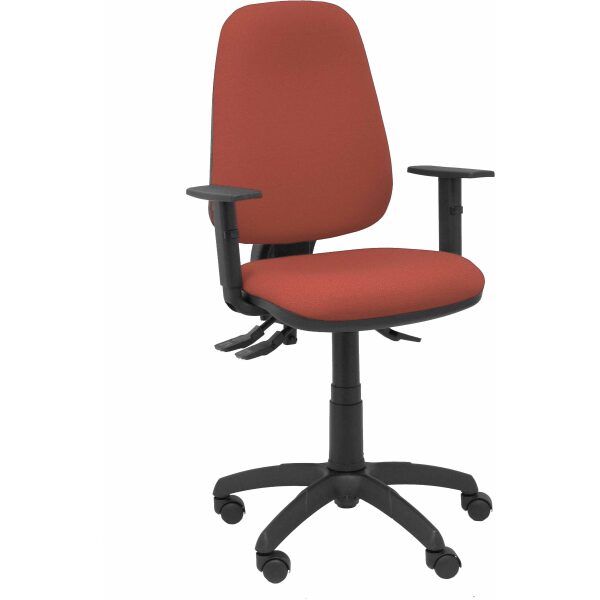 Silla Sierra S bali marrón con brazos regulables base poliamida negra