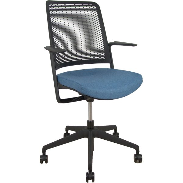 Silla WithMe negra asiento blazer azul petróleo